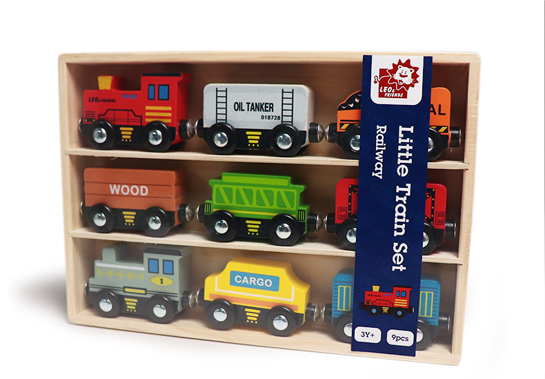 Leo & Friends Leo & Friends - Little Train set 9pcs Wooden Toy