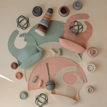 Mushie Mushie - Silicone Bib Pink Confetti Bib