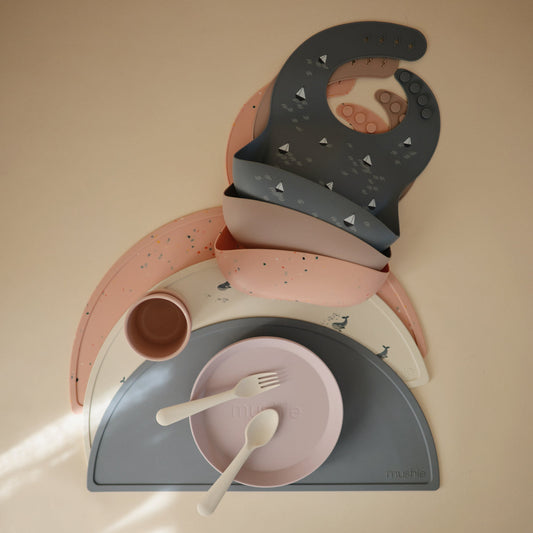 Mushie Mushie - Silicone Bib Pink Confetti Bib