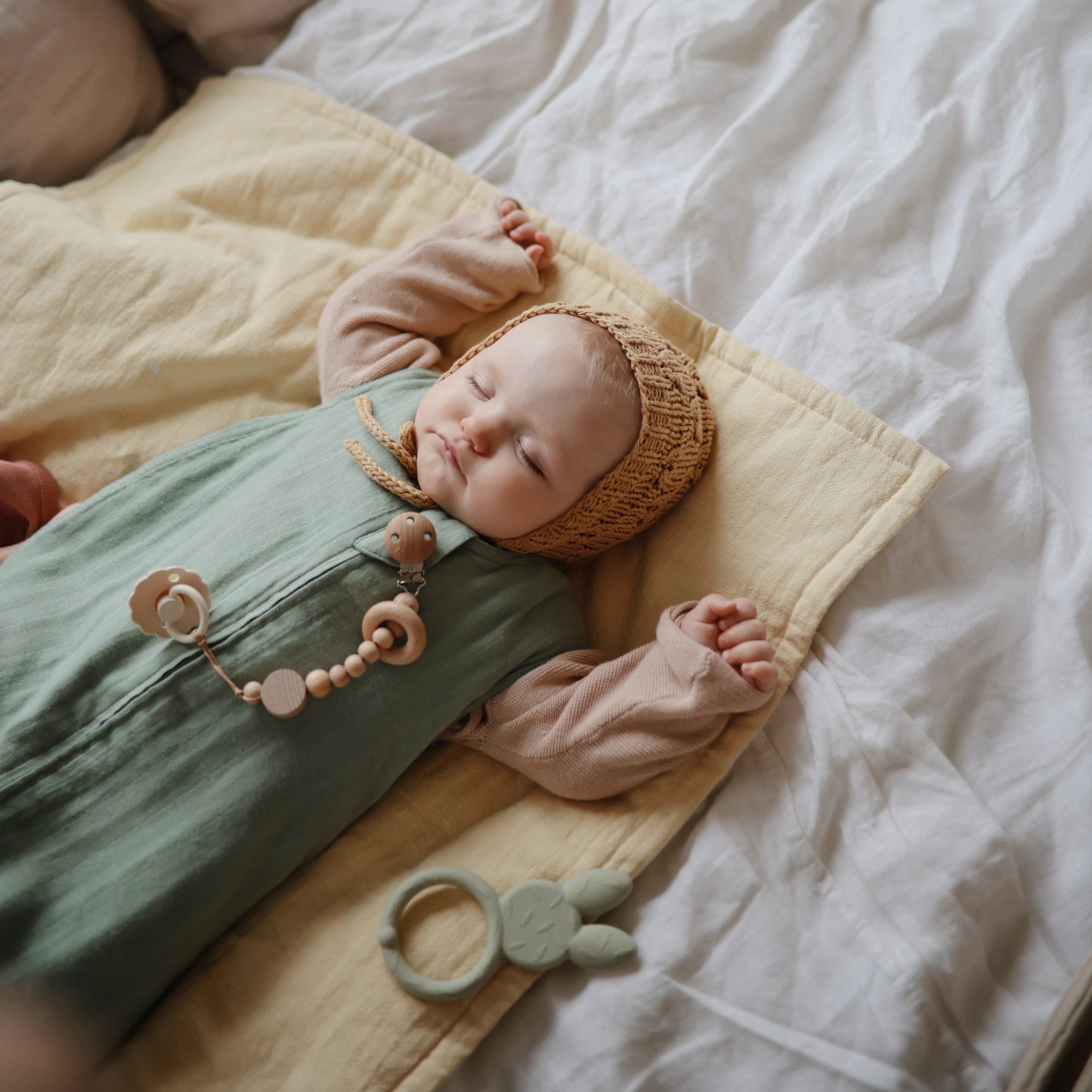 Mushie Mushie - Baby Silicone Teether (Bunny Sage) Comforter & teether
