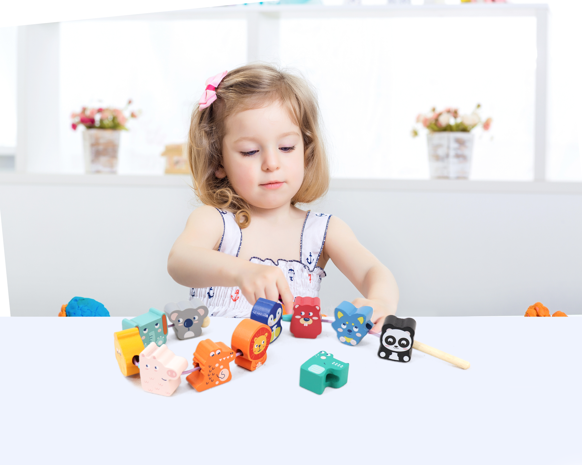 Leo & Friends Leo & Friends - Animal Lacing Beads Wooden Toy