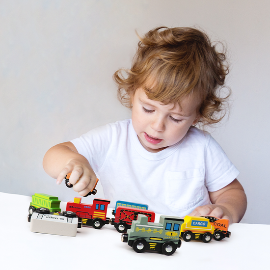 Leo & Friends Leo & Friends - Little Train set 9pcs Wooden Toy