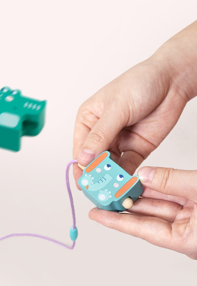 Leo & Friends Leo & Friends - Animal Lacing Beads Wooden Toy