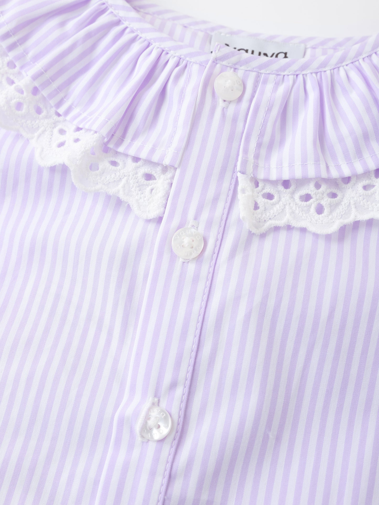Kid Lace-Trimmed Collar Sleeveless Tie Bottom Top