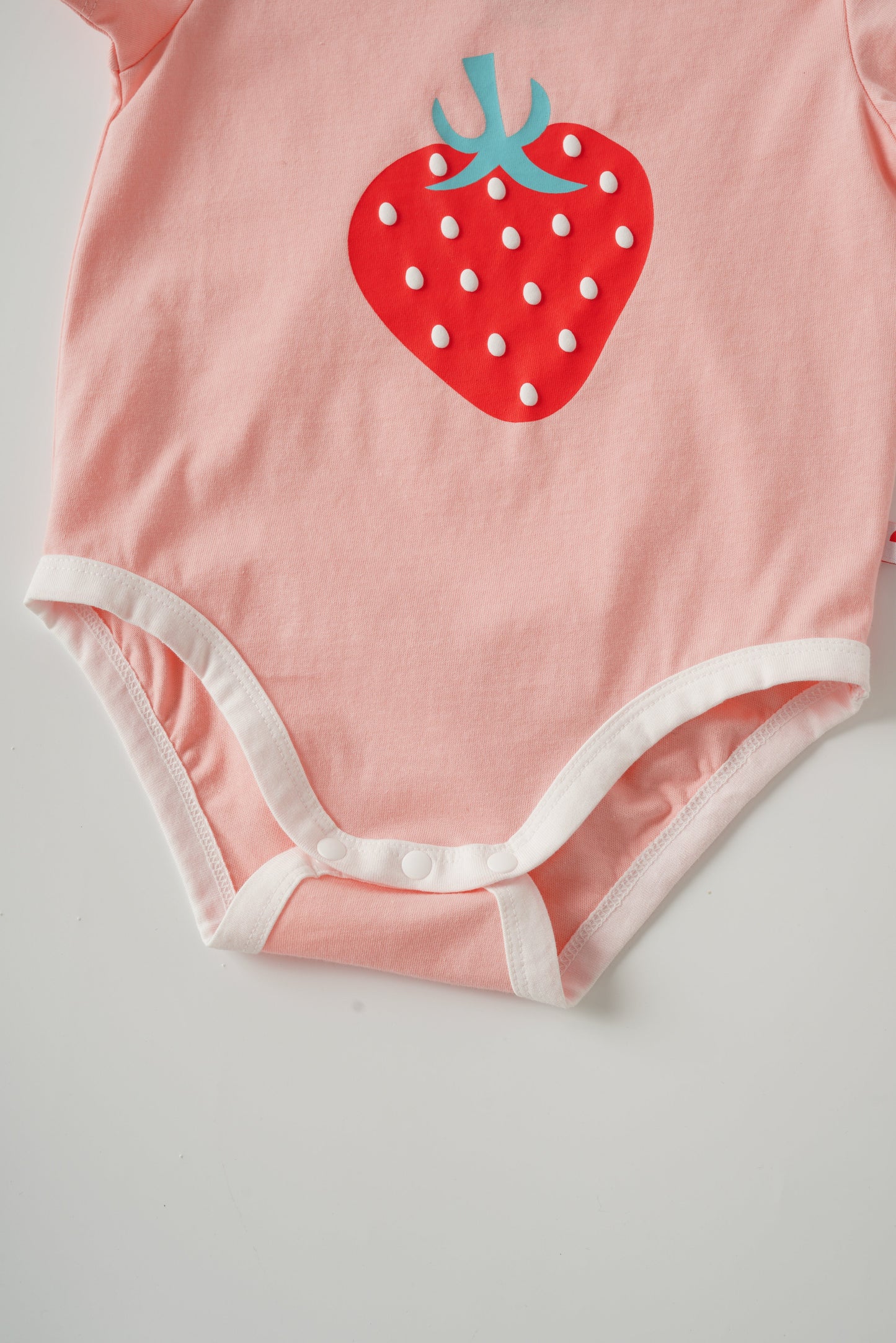 Baby Short Sleeve Strawberry Print Bodysuit