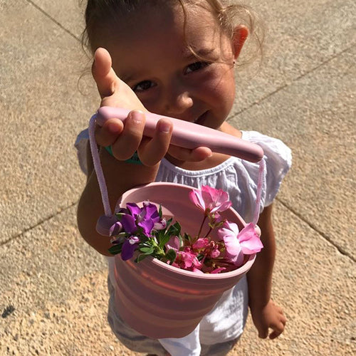 Scrunch Scrunch - Seedling Pot with Trowel (Old Rose) Beach Toys